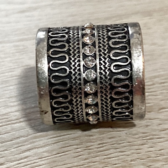 Express Sparkle Cigar Band Wide Crystal Bohemian Goth Ring Stainless Steel - Picture 6 of 14